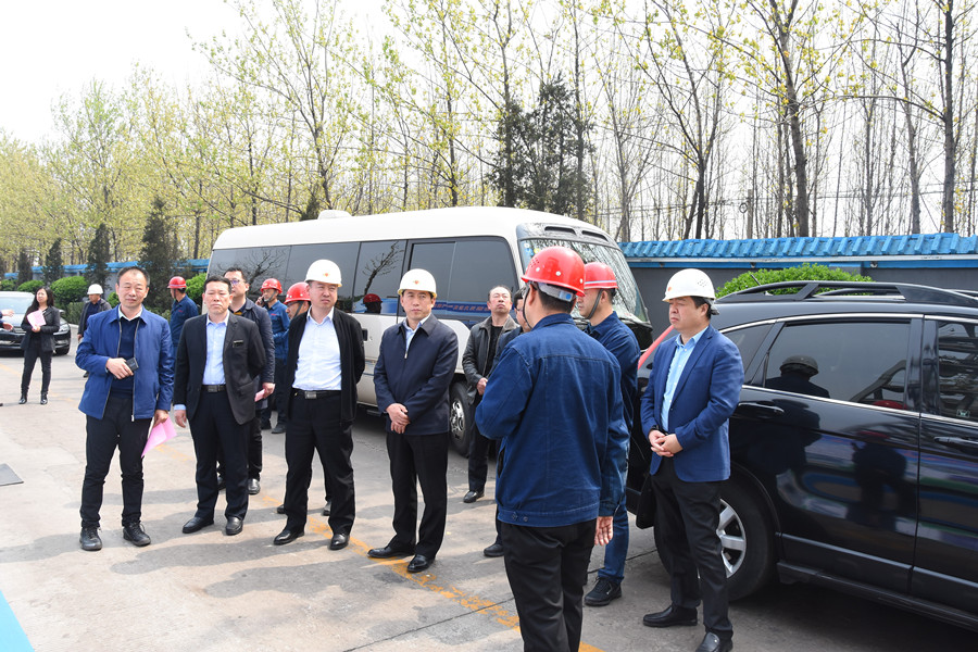 邢蕴武率队赴临汾考察学习(图1) 邢蕴武率队赴临汾考察学习(图1)