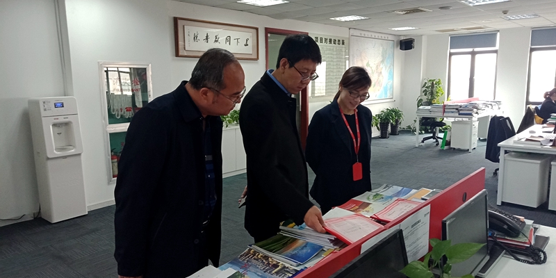 董笑龙率队赴上海对接招商在谈项目(图1)