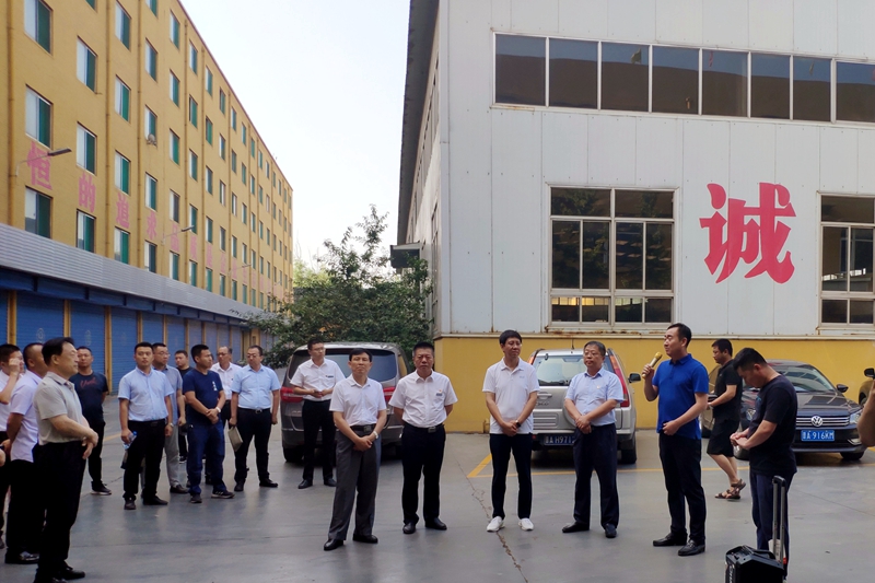 太谷经济技术开发区来我县考察(图1)