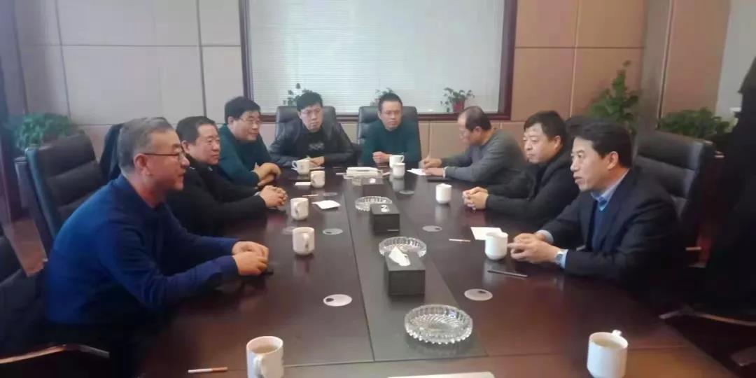 开发区召开园区建设与环境治理座谈会(图1)