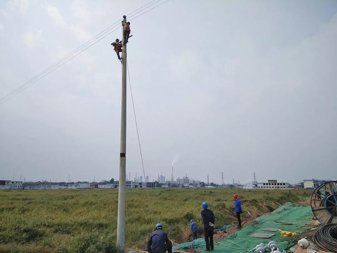 开发区推进通电入企工作(图1)