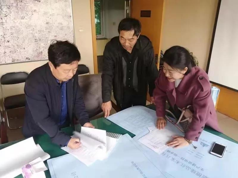 开发区服务企业 促项目快建设(图1)