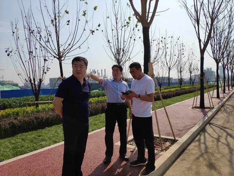 邢蕴武赴精细化工循环产业园实地督导检查环保工作(图2)