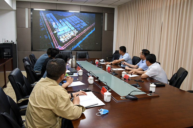 孙泉县长到清徐开发区调研并听取标准化厂房项目工作汇报(图2)