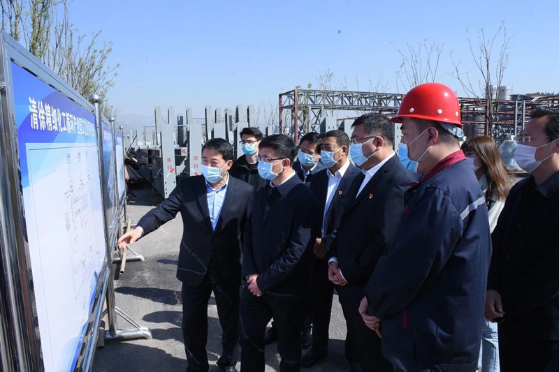 王立刚副市长赴清徐精细化工循环产业园调研(图1) 王立刚副市长赴清徐精细化工循环产业园调研(图1)