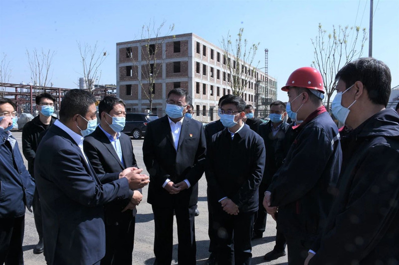 王立刚副市长赴清徐精细化工循环产业园调研(图2) 王立刚副市长赴清徐精细化工循环产业园调研(图2)