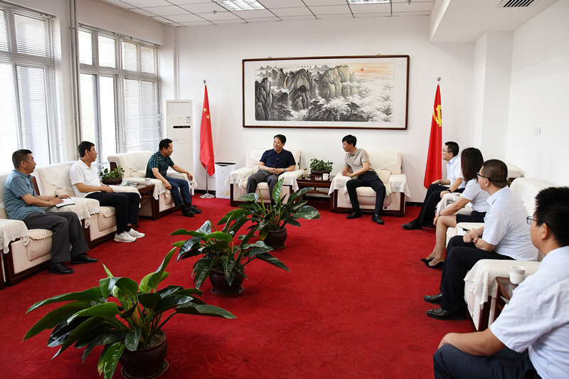 山西清徐经济开发区与晋商银行龙城直属行签订战略合作协议(图1)