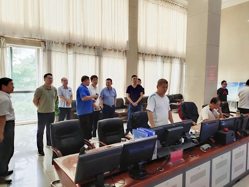 太原市纪委监委驻市商务局纪检监察组莅临清徐经济开发区调研(图2)