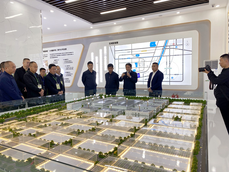 县政协委员对清徐经济开发区进行视察(图1)