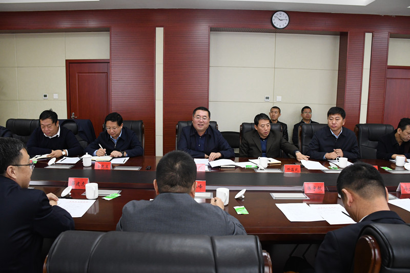 孙泉与国网太原供电公司进行工作对接(图1)