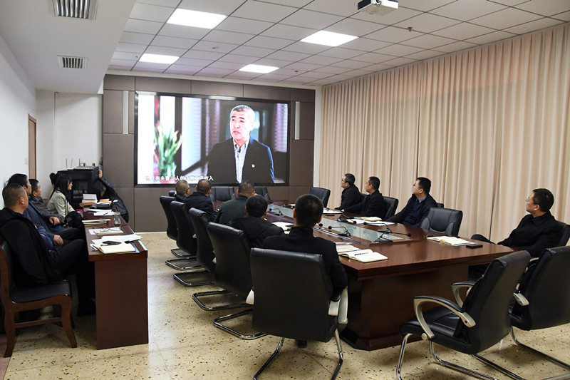 清徐经济开发区召开全体人员学习会议暨机关支部“学习贯彻十九届五中全会精神汇聚奋斗‘十四五’强大力量”主题党日活动(图2)