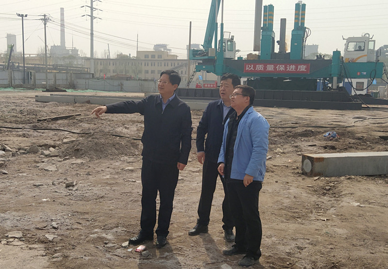 岳兔立、王国庆调研重点项目(图1)