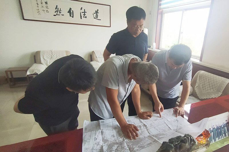 王国庆带队赴南白石河污水处理厂协调管线迁改事宜(图1)