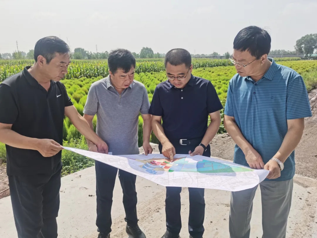 陈晓勇带队赴重点项目现场办公(图1)