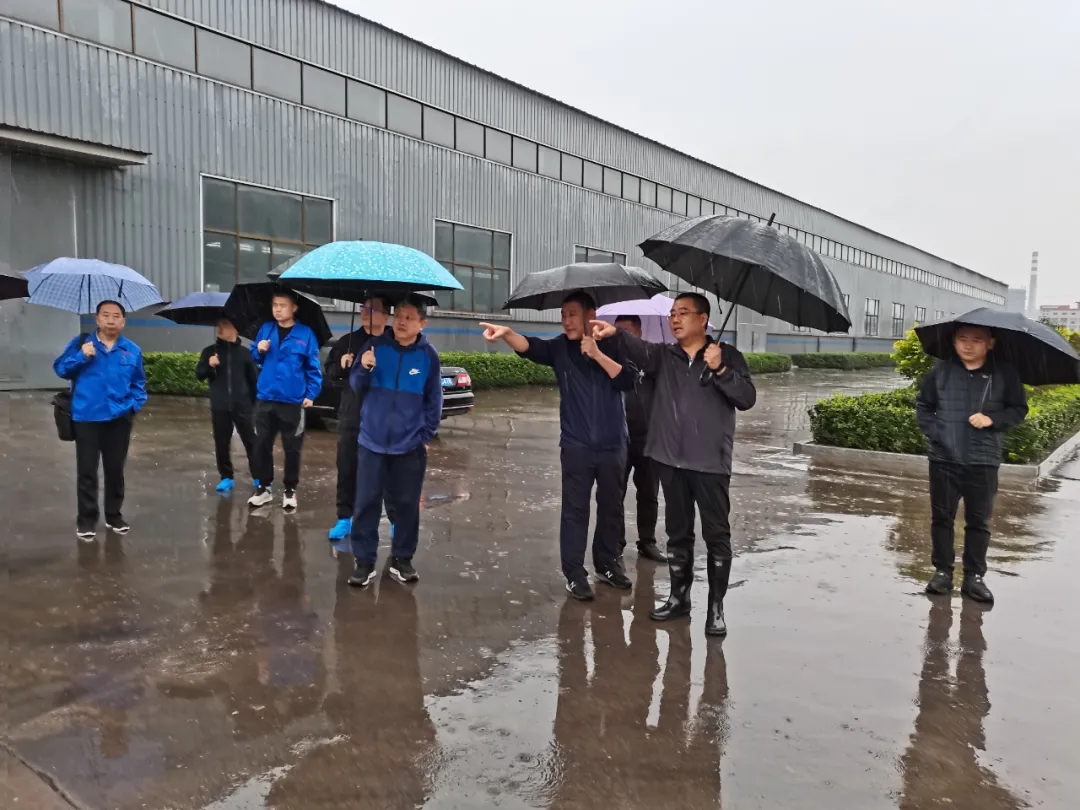 陈晓勇带队督导检查防汛减灾和安全工作(图1)