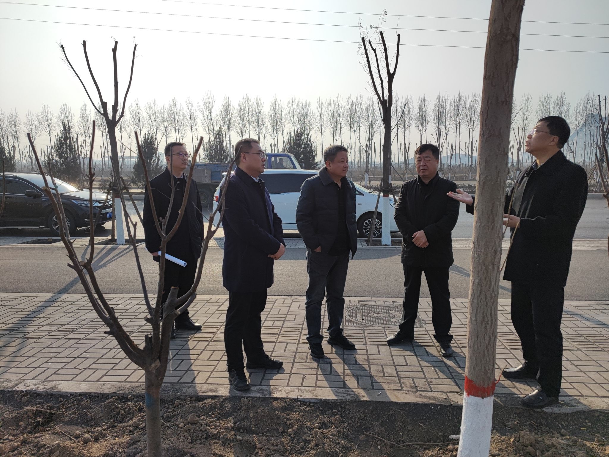 陈晓勇赴企业调研检查并现场办公(图3)