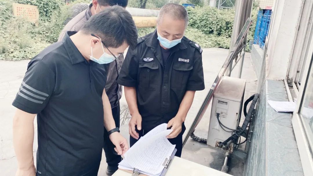 陈晋深入企业检查督导疫情防控工作(图2)