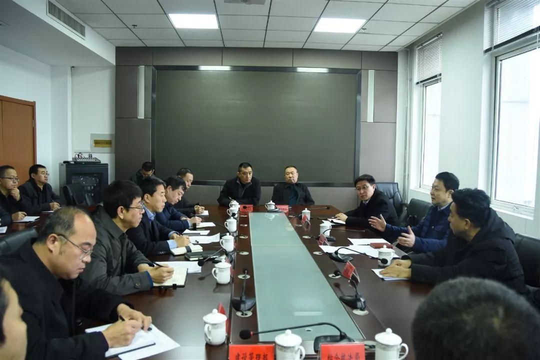 清徐县委书记王琳玉深入清徐经济开发区进行调研座谈(图1)